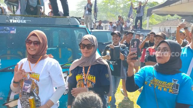 Sederet perempuan perkasa yang hadir di Kopdarnas Mitsubishi L300 di Candi Banyunibo, Yogyakarta [Suara.com/CNR ukirsari].