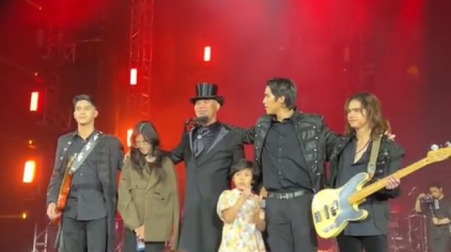 Kerukunan Putra Maia Estianty dan Anak Mulan Jameela di Konser Ahmad Dhani Disorot: Berdamai Sama Keadaan