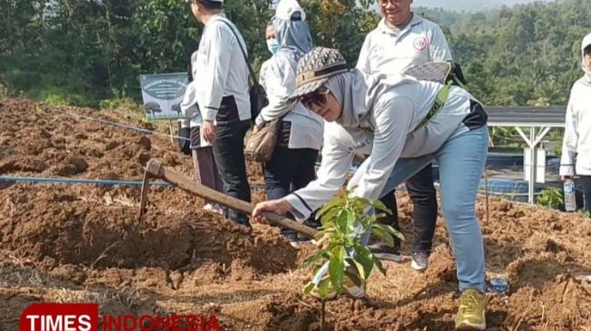 IDI Jombang Gencarkan Gerakan Menanam Pohon Buah, Ini Tujuannya