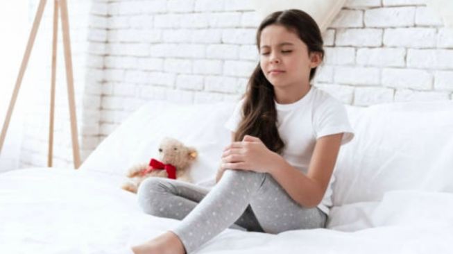 4 Tips Sederhana Menghentikan Kebiasaan Mengompol pada Anak