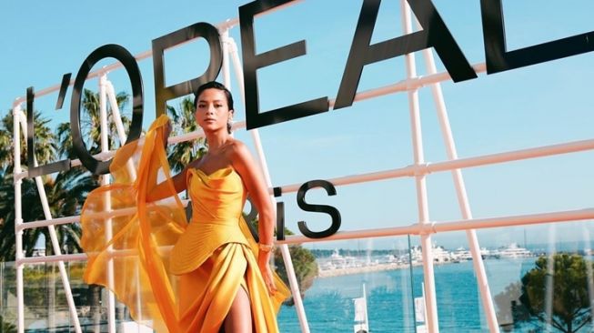 Potret Putri Marino di Cannes Film Festival 2023 (Instagram/@putrimarino)