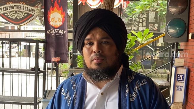 Ustaz Derry Sulaiman Komentari Podcast Deddy Corbuzier dan Buya Arrazy, Sebut Giring Masyarakat Setop Bantu Palestina