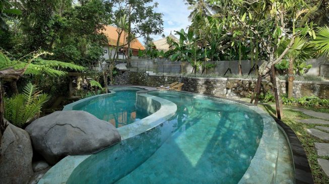 Fasilitas swimming pool Amarea Resort Ubud.