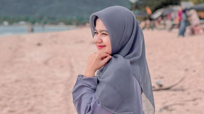 Potret Cut Rushayu Putri Adik Ipar Ria Ricis (Instagram/@puputrss)