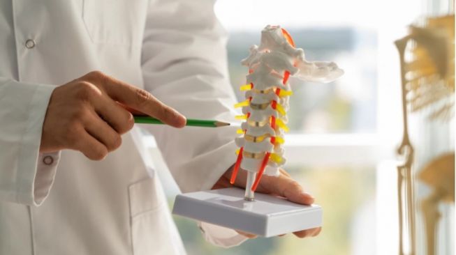5 Tips Menjaga Kesehatan Tulang agar Terhindar dari Osteoporosis, Wajib Dicoba