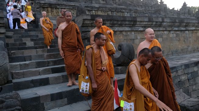 Diikuti 32 Biksu dari Thailand, Ini Daftar Kegiatan Perayaan Waisak di Candi Borobudur 4 Juni 2023 Nanti!