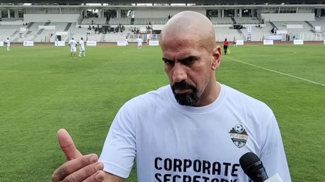 Juan Sebastian Veron Sebut Kompetisi Harus Bagus Agar Pemain Muda Indonesia Bisa ke Eropa