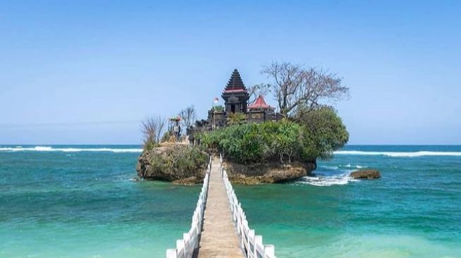 5 Pantai Menakjubkan di Kabupaten Malang untuk Liburan Akhir Tahun