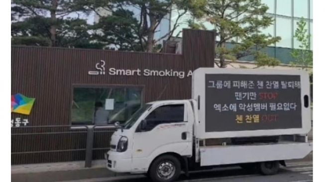 Marak Fans Korea Lakukan Aksi Demo dengan 'Protest Truck,' Ternyata Ini Alasannya