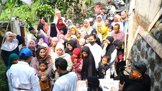 Harga Telur Makin Mahal, Sandiuno Fans Club Sulap Harga Paket Bahan Pokok Cuma Rp 15 Ribu