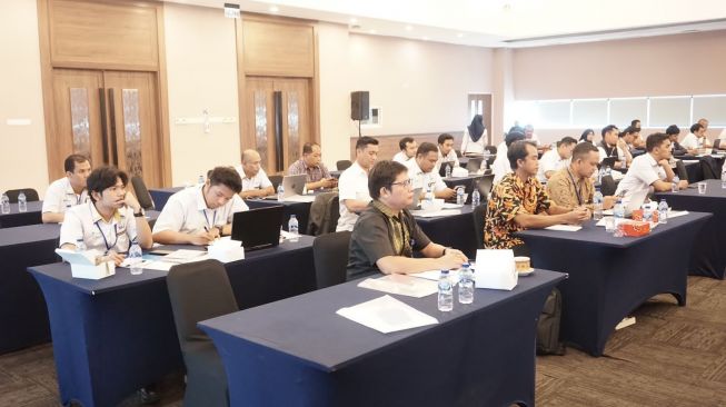 IDSurvey Latih Personil Pelabuhan Penuhi Standar Pelayanan Peti Kemas