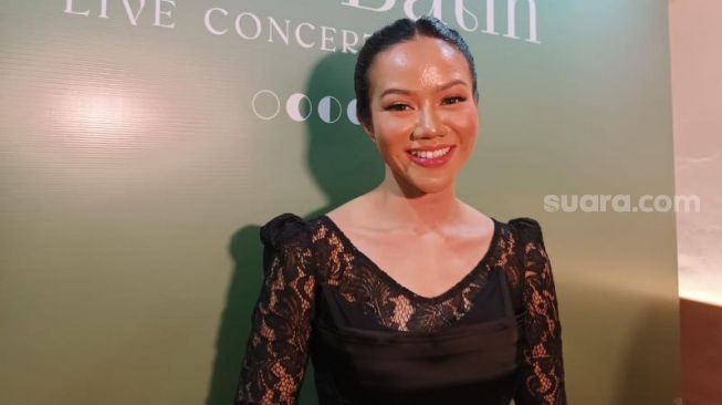Yura Yunita dalam jumpa pers konser tunggalnya di kawasan Panglima Polim, Jakarta Selatan, Selasa (6/6/2032). [Tiara Rosana/Suara.com]