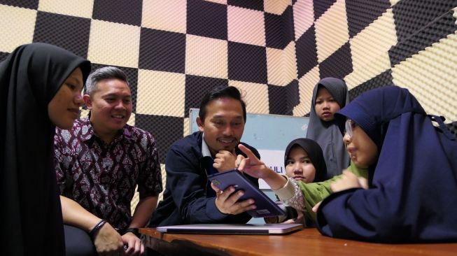Literasi digital disabilitas pembuatan konten dan kreativitas dengan media sosial. [XL Axiata]