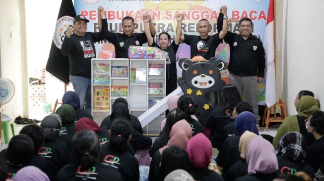 Peduli Pendidikan Anak Buruh di Jakut Melalui PAUD Putra Reformasi