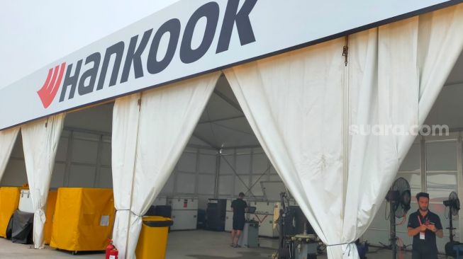 Hankook sebagai mitra teknis serta pemasok Hankook iON Race Tire bagi seluruh tim dan juga driver pelaga balap Formula E Season 9 [Suara.com/CNR ukirsari].