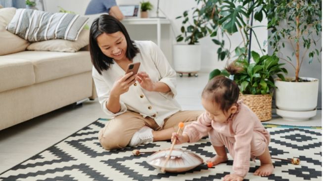 4 Bahaya Oversharing Kehidupan Anak Di Media Sosial, Orang Tua Perlu Tahu