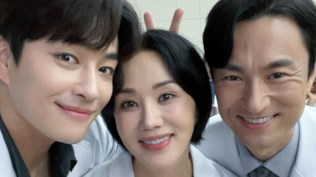 5 Potret di Balik Layar Doctor Cha, Drama Korea yang Tamat dengan Rating Memuaskan