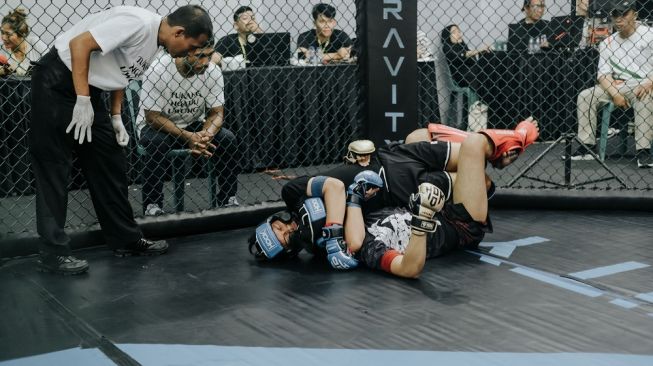 One Pride MMA 80 Suguhkan Perebutan Title Fight Kelas Atom