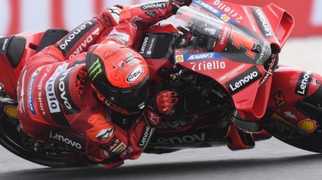 Masih Kesulitan Berjalan, Francesco Bagnaia Tetap Siap Hadapi MotoGP Italia