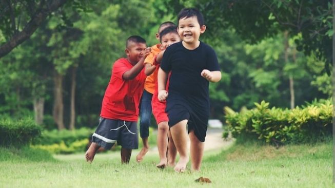 7 Tips Pola Hidup Sehat untuk Tingkatkan Kecerdasan Anak