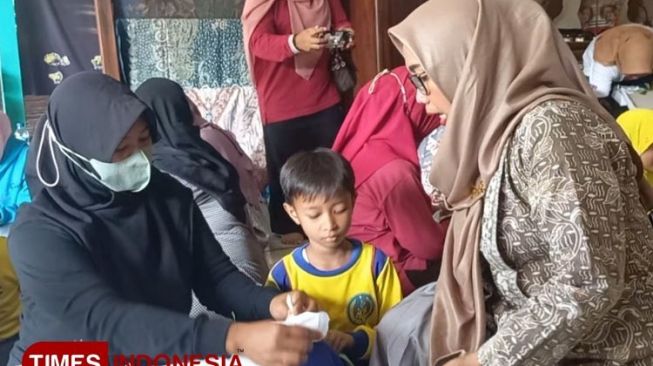 Mengenalkan Batik Khas Jombang kepada Anak Sejak Dini