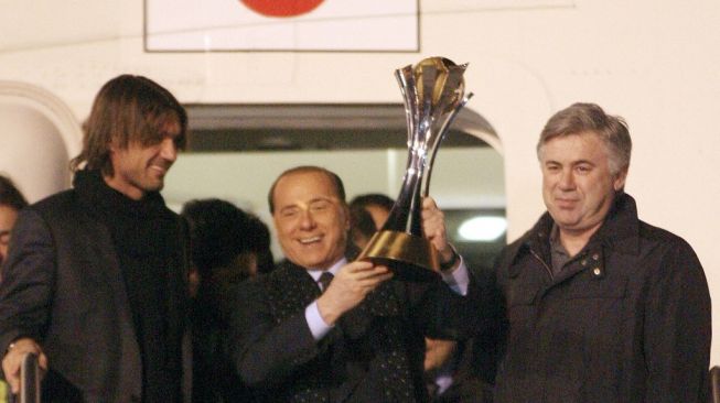 Silvio Berlusconi Tutup Usia, Paolo Maldini: Seorang Jenius, Visioner dan Pemimpi Meninggalkan Kami