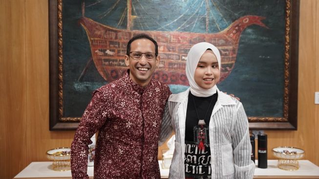 Sambangi Sekolah Putri Ariani di SMK 2 Kasihan, Menteri Nadiem Makarim Dibuat Geleng-geleng Melihat Talenta Luar Biasa