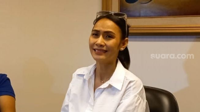 Wenny Ariani saat jumpa pers terkait ditolaknya kasasi Rezky Aditya oleh Mahkamah Agung (MA), Tebet, Jakarta Selatan, Rabu (14/6/2023) [Suara.com/Tiara Rosana]