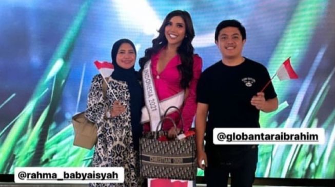 Potret Millen Cyrus Berangkat ke Ajang Miss International Queen (Instagram/@millencyrus)