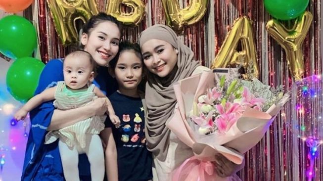 Potret pesta ultah Syifa adik Ayu Ting Ting (Instagram/@ayutingting92)