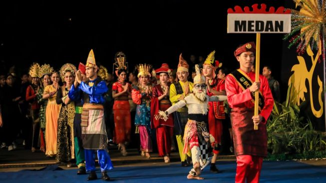 Kota Medan mengikuti Kenduri Seni Melayu.