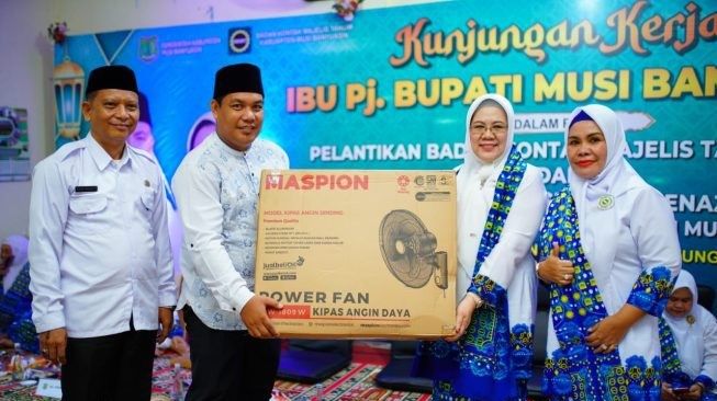 Pengurus BKMT Kecamatan Bayung Lencir Resmi Dilantik