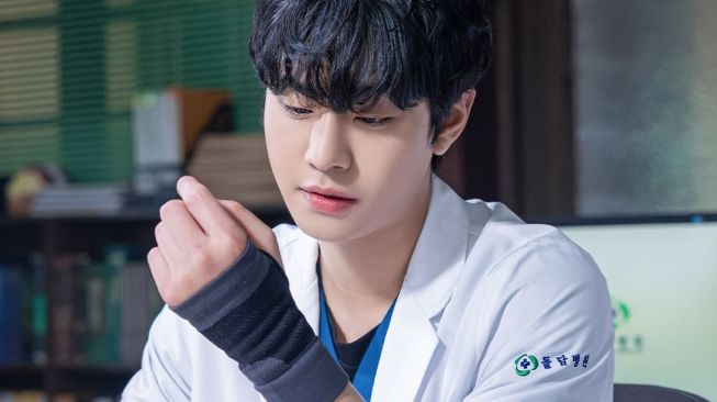 Adegan Berkesan Dr. Romantic 3 (Instagram/@sbsdrama.official)