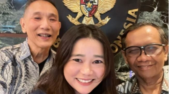 Siapa Ci Olive? Ini Sosok Istri Denny Sumargo yang Jadi Komisaris Perusahaan Jusuf Hamka