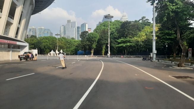 Situasi Stadion Utama Gelora Bung Karno (SUGBK), Jakarta jelang latihan Timnas Argentina (Suara.com/Adie Prasetyo Nugraha).