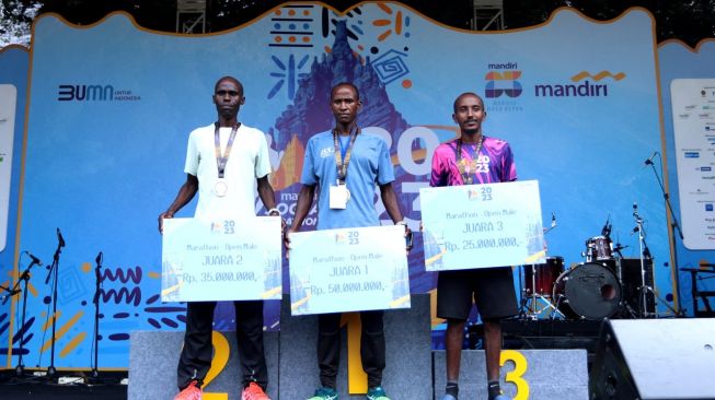 Pelari Kenya Dominasi Podium Mandiri Jogja Marathon 2023