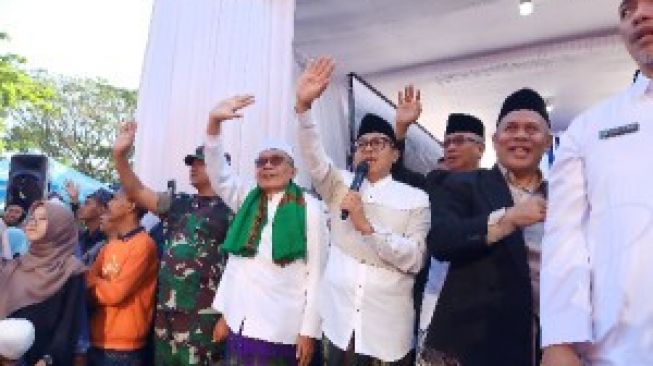 Lepas 1.152 Jemaah Calon Haji, Sutiaji Pesan Jaga Kesehatan