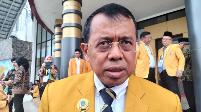 Mantan Rektor UNP Ganefri Mundur dari Bursa Pilgub Sumbar 2024: Belum Pas Momentumnya!