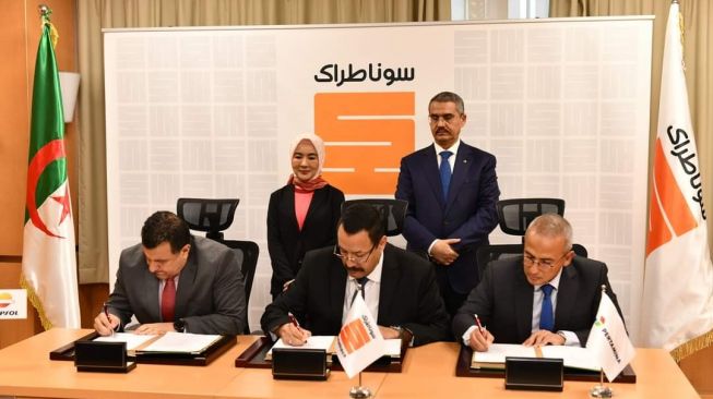 Pertamina Tandatangani Kontrak Baru dengan Sonatrach dan Repsol di Aljazair