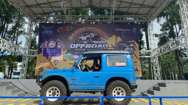 Dari Event Indonesia Festival Jimny 2023, Off-roader Gelar Tribute to Syamsir Alam dan Askar Kartiwa