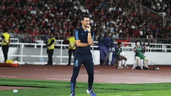 Pelatih timnas Argentina Lionel Scaloni dalam pertandingan FIFA Match Day di Stadion Utama Gelora Bung Karno, Senayan, Jakarta, Senin (19/6/2023) sore. [Pahami.id/Dwi Bowo Raharjo]