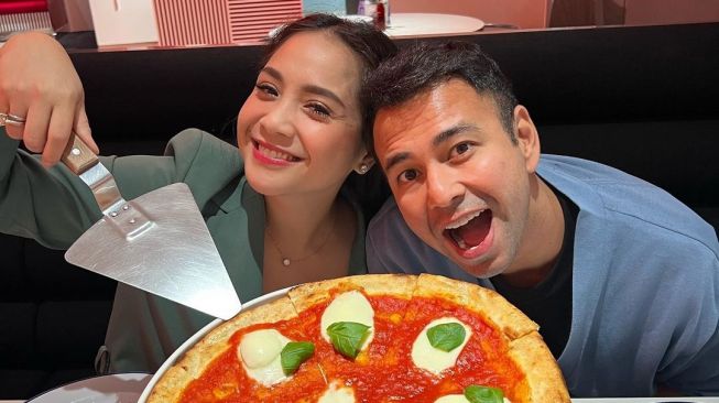 Raffi Ahmad dan Nagita Slavina. [Instagram]