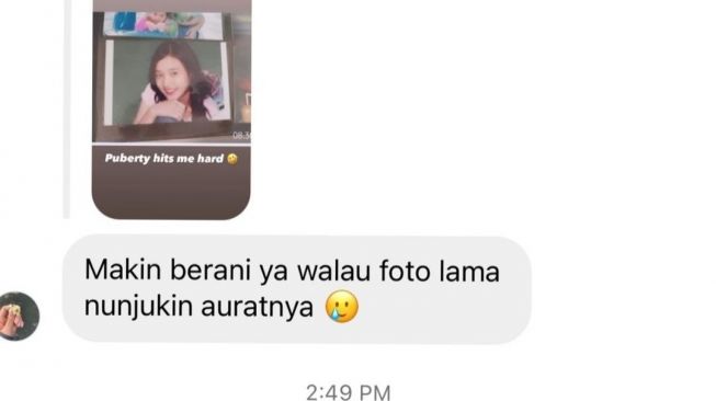 Inara Rusli Langsung Diceramahi Netizen Saat Posting Foto Kecil Belum Berhijab. (Mommy_Starla