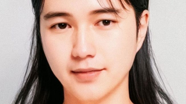 Potret Aldi Taher Pakai Filter AI Korea (Instagram/@narinkovilda)