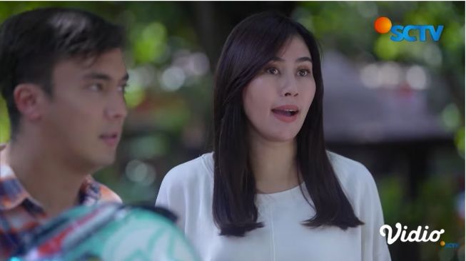 Syahnaz Sadiqah Diduga Cinlok Dengan Rendy Kjaernett Karena Main FTV Bareng, Kenapa Artis Baper Sama Lawan Main?