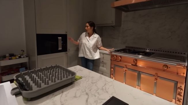 Potret Dapur Baru Nagita Slavina (YouTube Rans Entertainment)