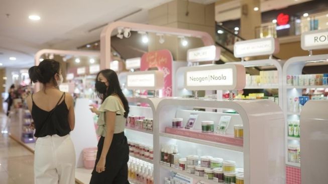 Awas Produk Palsu, Ini Tips Aman Belanja Produk Skincare Sesuai Jenis Kulit