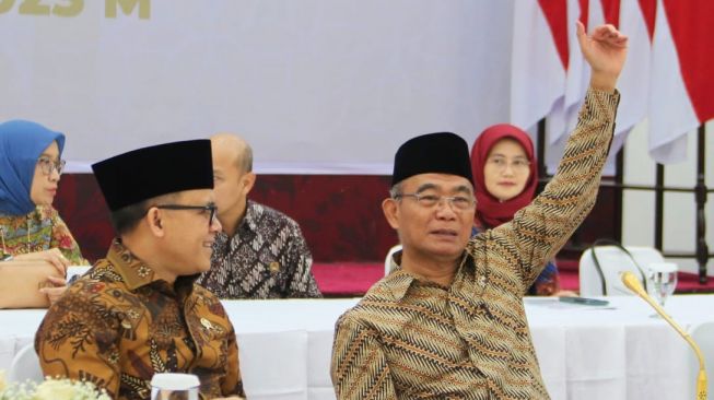 Menko PMK: Cuti Bersama Idul Adha Jadi Momentum Transisi Pandemi ke Endemi