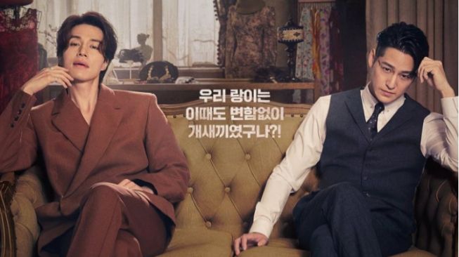 Kim Dong-Wook dan Kim Bum dalam poster drama Korea Tale of the Nine Tailed 1938 [Hancinema]