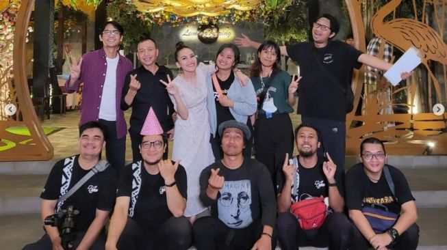  Potret ulang tahun Ayu Ting Ting ke-31 (Instagram/@ayutingting92)